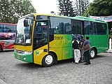 Trans Jogja Bus. 'Nu sisteme de bus a ìrte velocetate jndr'à cetate de Yogyakarta