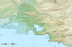 Mapa konturowa Delty Rodanu, na dole nieco na prawo znajduje się punkt z opisem „Archipelag Frioul”