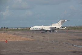 Грузовой самолет LycaCargo в аэропорту