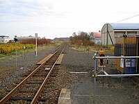 藻琴駅のIC。鉄道→道路のみのICは簡素（奥より至る）