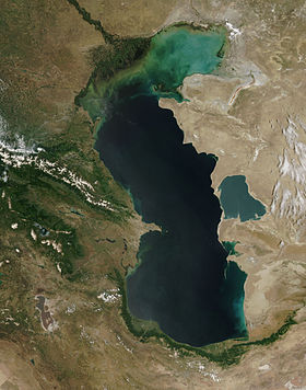 Спутниковый снимок Каспийского моря 11 июня 2003 года