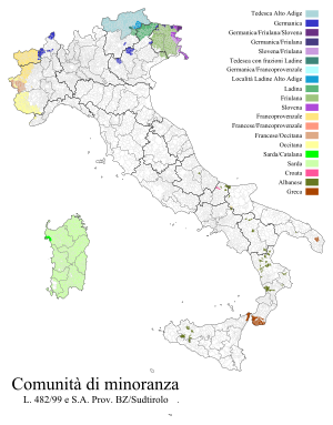 Ezkerrean, Italiako hizkuntzen kontaketa xehea; eskuinean, bertako hizkuntz gutxiengotzat joak bakarrik, hots, italiera ez diren hizkuntzak soilik.