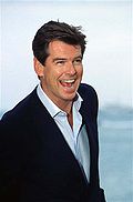 Pierce Brosnan pada tahun 2002