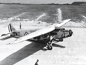 Ford 6-AT-AS Tri-Motor (G-CYWZ) RCAF v červnu 1931