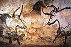 Peinture pariétale : grotte de Lascaux (17 000 ans).