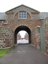 The inner gateway that connects the chapel with the fort's barracks