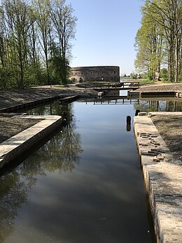 Zwaaikom annex passeerplaats voor de sluis van Fort bij Uitermeer, 2019.