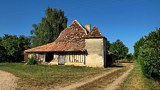 Maison doubleaude avec pigeonnier à Bigoussias.