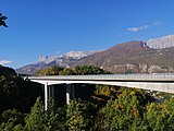 Les viaducs et le Massif du Vercors.