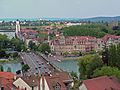 Konstanz sett fra tårnet av domkirken. Midt i bildet broen over Rhinen, som forbinder den gamle og den nye bydelen.