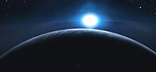 Barevná umělecká ilustrace připomínající fotografii; horizontálně mírně zploštělá Vega pohledem přes vrchní okraj planety, za kterou se právě Vega nachází a osvětluje ji svým bílomodrým světlem; v pozadí svítí hvězdičky na černém hvězdném pozadí