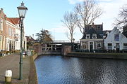 Kolksluis Spaarndam met de sluis naar het IJ.