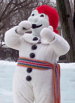 Le Bonhomme carnaval, figure emblématique du Carnaval de Québec. Le carnaval existe depuis 1894 et il est devenu le plus grand carnaval d'hiver au monde. Cette année, les festivités sont du 30 janvier au 15 février 2009.