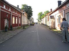 Une rue de Naantali en été.