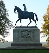 Статуя в Большом Виндзорском парке