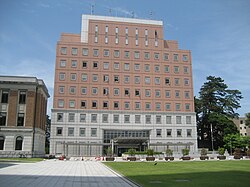 群馬県警本部庁舎