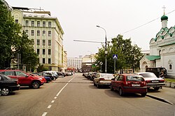Поварская улица, вид в сторону Нового Арбата