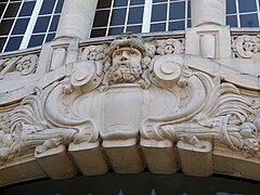 La Caisse d'Épargne (détail de la façade).