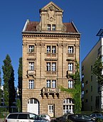 Wohnhaus Denne­witzstraße, ehe­maliger Zugang zum Stadt­bad