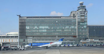 Vue de l'ancien bâtiment de l'aéroport.