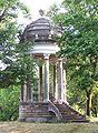 Rotunda w parku Nicolae Romanescu