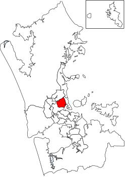 Location of Kaipātiki Local Board