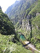 Brug over de Piva, ten noorden van Plužine, Montenegro