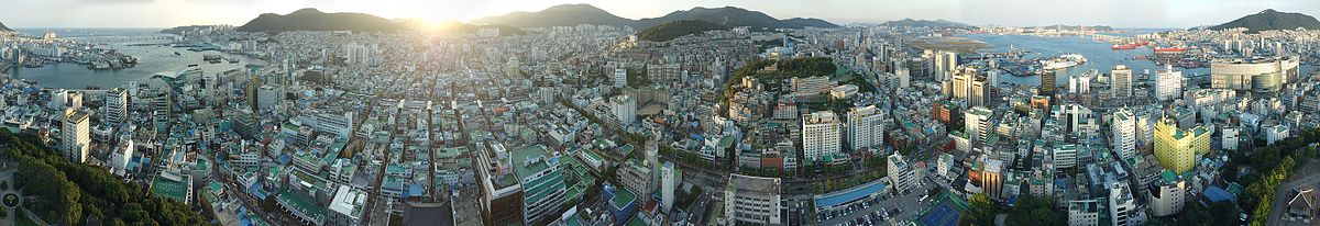 Panorama van Busan vanuit die Busan-toring