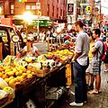 Kiosko de alimento en Mulberry Street.