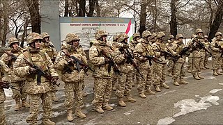 Военнослужащие Таджикистана в составе Коллективных миротворческих сил ОДКБ на охране ТЭЦ-1 в городе Алматы (Казахстан)