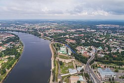 Velikaja jõgi Pihkvas. Taamal paistab Pihkva Kreml.