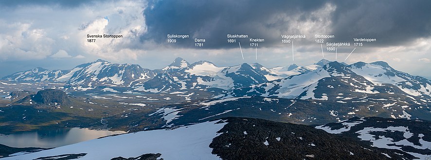 Vy mot Sulitelmamassivet från berget 1663 nära riksröse 240A.