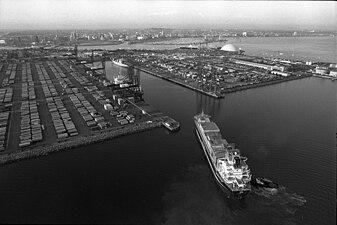 Port of Long Beach, 1984
