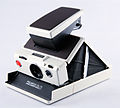 Складной зеркальный фотоаппарат Polaroid SX-70