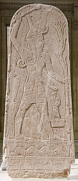 Stèle de Baal au foudre, XVe – XIIIe siècle, musée du Louvre.