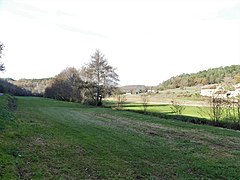 La vallée du Galinat au nord du lieu-dit la Roque, en limite de Saint-Julien-de-Crempse et de Campsegret.