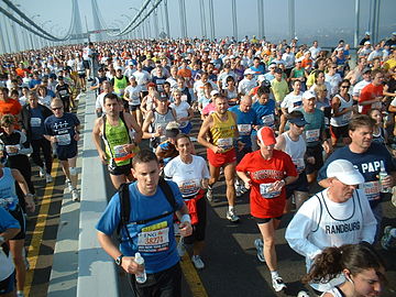 La Maratono de Novjorko sur la Ponto Verrazano-Narrows