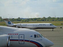 АН-148 (СЛО) и Bombardier Challenger 850 в аэропорту Кургана