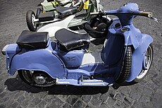 De Moto Guzzi Galletto 160-scooter uit 1950 had nog een aluminium cilinder met een gietijzeren cilindervoering, maar de Galletto 175 uit 1952 en deze nog latere Galletto 192 hadden volledig gietijzeren cilinders zonder voering.
