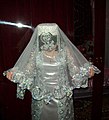 Узбекская невеста в национальной одежде (Ташкент)