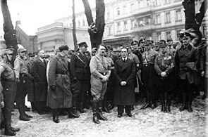 Лидеры нацистов у могилы Весселя, 1933