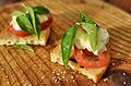 Bruschetta caprese et parmesan (variante).