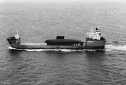 1995 yılında Rusya'dan Çin'e teslim edilmeye götürülen bir Kilo sınıfı denizaltısı