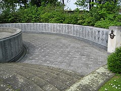 Rear sunken walkway and curved memorial walls