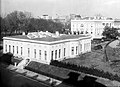 Exterior of the West Wing (c. 1910s), showing the curve of the Taft Oval Office