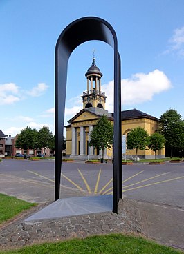 Markering pelgrimsroute door kunstwerk van Henk Rusman, Sint Jacobiparochie