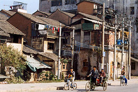 Gata i Meizhou, år 2000.