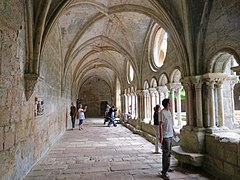 Galeria del claustre. Abadia de Fontfreda (Aude)