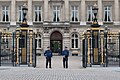 Vue sur la grille d'entrée