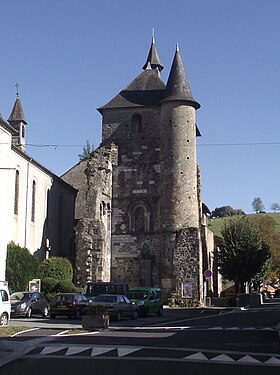 Le clocher, élément de l'abbatiale médiévale